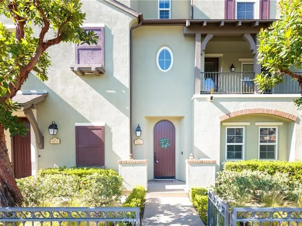 710 E Valencia St, Anaheim, CA 92805