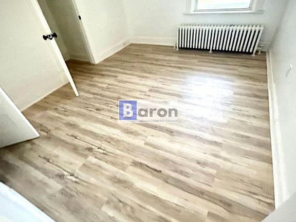 5th image of 3442 Larona Ave APT 1