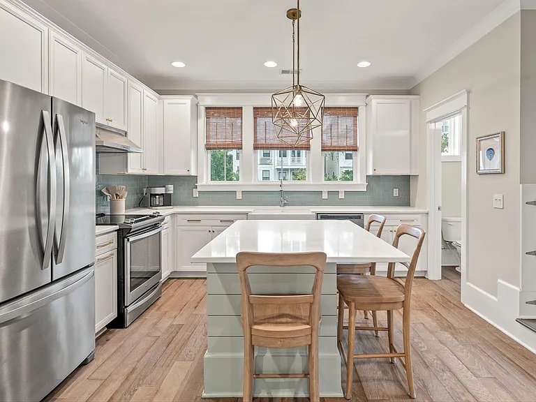 958 Key Colony Ct — Photo 5