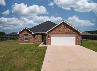 394 Lake Meadow Loop Rd, Durant, OK 74701