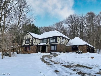 18777 Rivers Edge Dr E, Chagrin Falls, OH, 44023