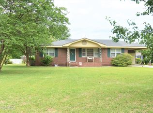 102 Church Rd, Riegelwood, NC 28456