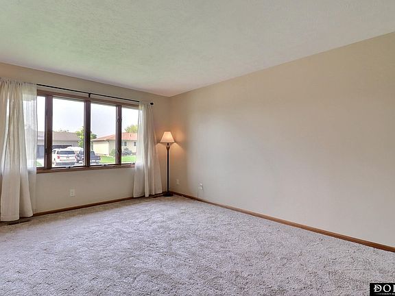 5th image of 2316 Jean Dr