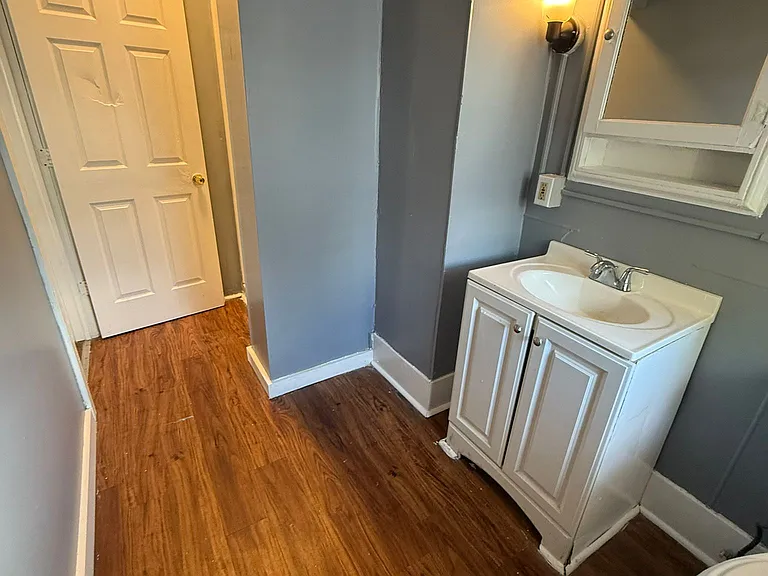 1231 Congress St #2R — Photo 11