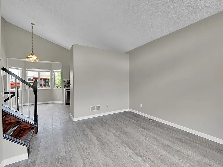 7732 Middle Bay Way — Photo 2
