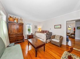 27 Franklin St, Arlington, MA