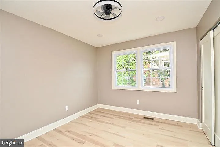 4702 Forestdale Dr — Photo 27