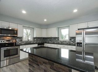 1305 4th St NW, Altoona, IA 50009