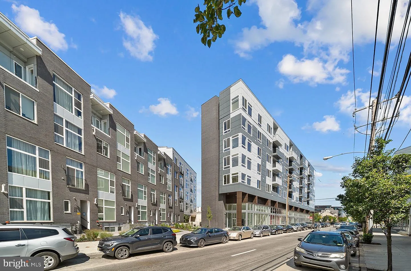 2 bed, 1024 sqft, $2,600 — Photo 1