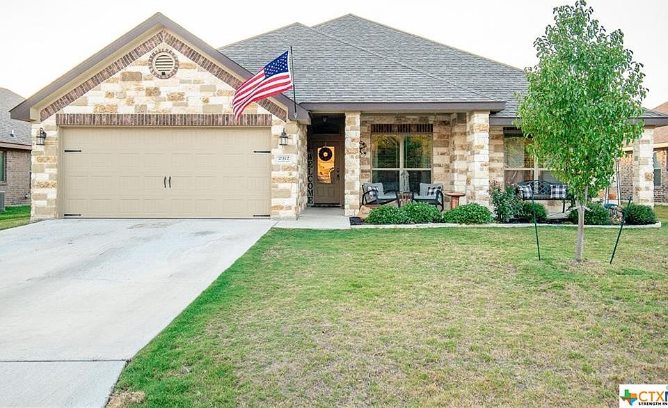1st image of 2912 Crystal Ann Dr
