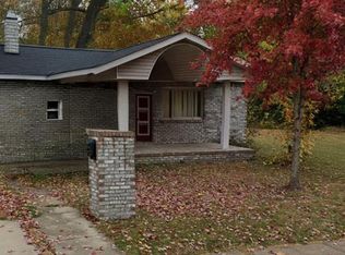 726 N 61st St, East Saint Louis, IL 62203