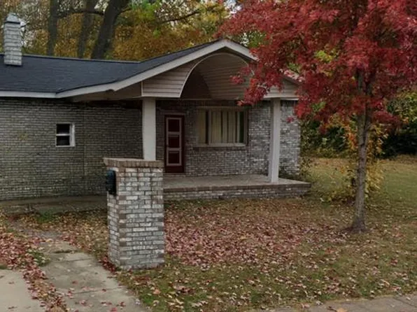 726 N 61st St, East Saint Louis, IL 62203