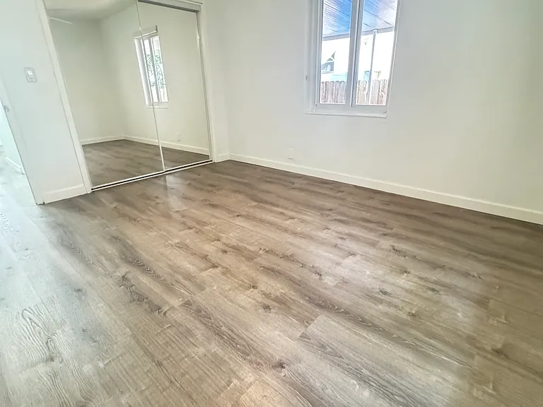 1413 SW 20th St #1 — Photo 3