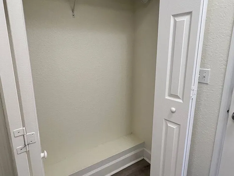 2508 SW 35th Pl #P93 — Photo 13