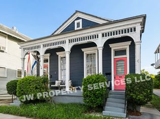 5225 Magazine St, New Orleans, LA 70115
