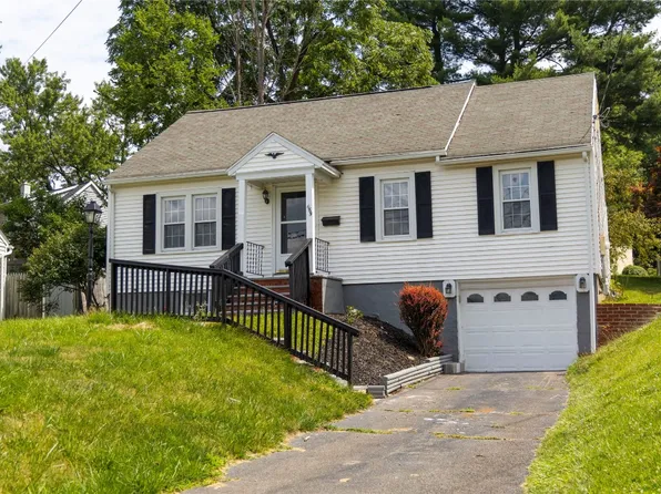 1165 Glenwood Rd, Vestal, NY 13850