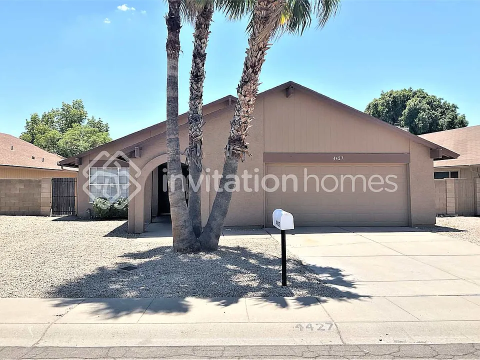 4427 W Morrow Dr