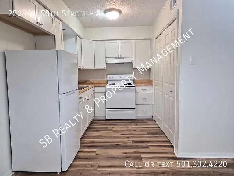 2508 W 58th St #A — Photo 6
