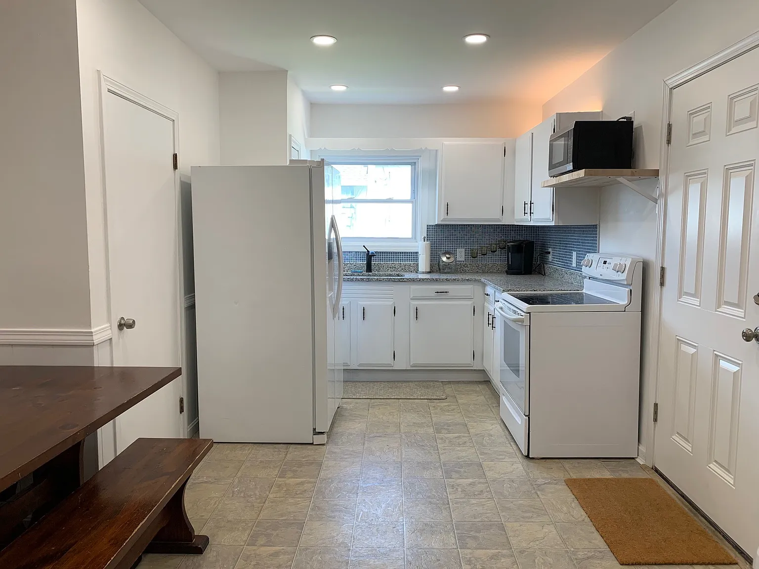 5 bed, 1632 sqft, $4,500 — Photo 4