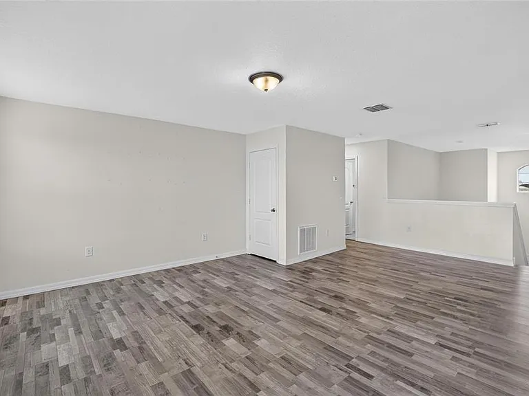 1115 Wynnmere Walk Ave — Photo 48