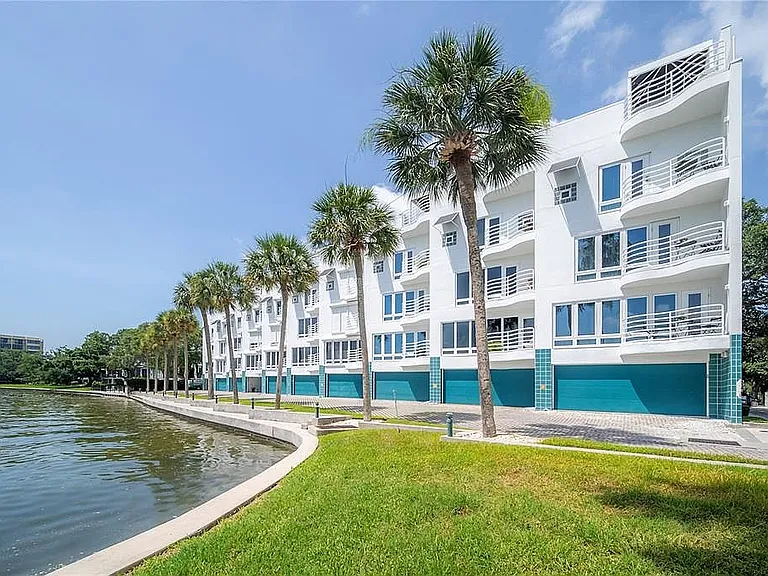 4950 Bayshore Blvd #28 — Photo 25