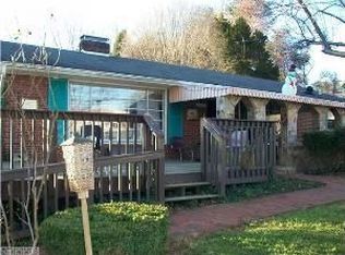 4522 Ogburn Ave, Winston Salem, NC 27105