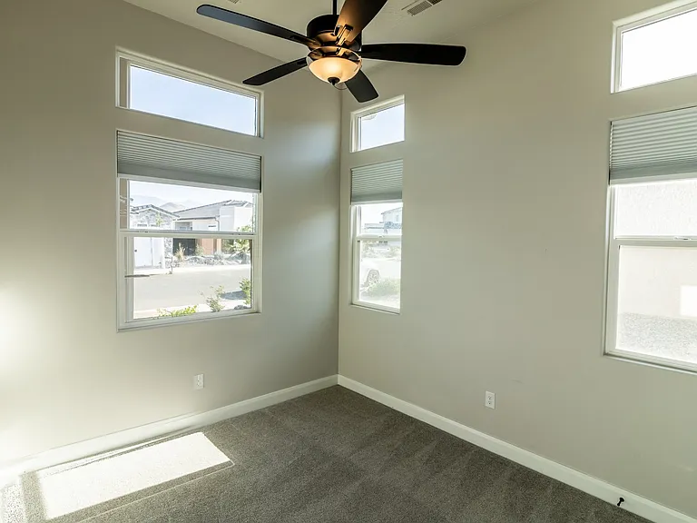 2986 E Smith Creek Dr — Photo 8