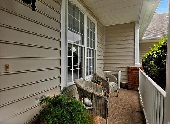 5th image of 6504 Glenshaw Dr #6504