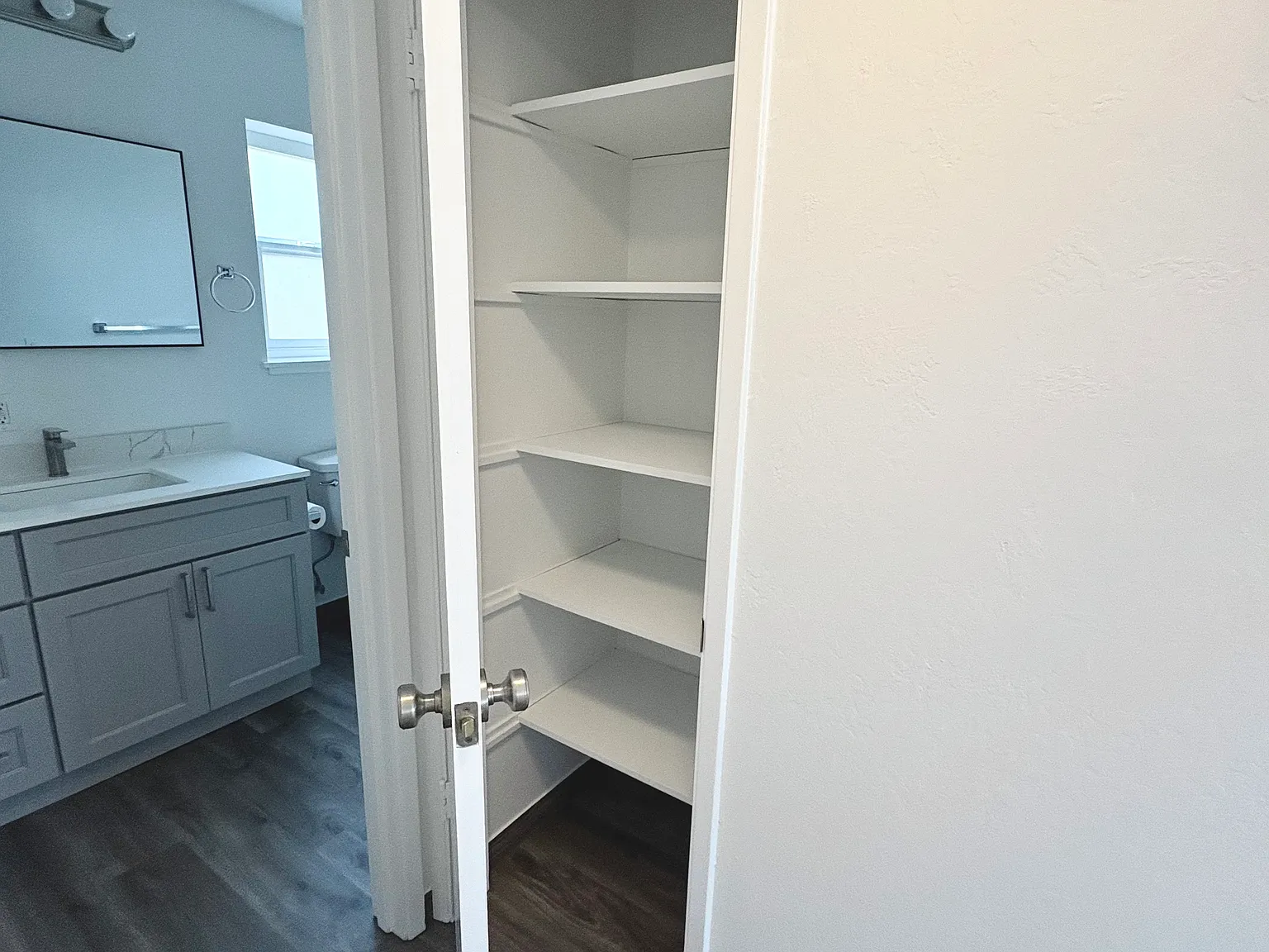 16 S Knoll Rd — Photo 3