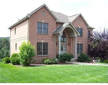 700 Lake Louise Ct photo 1