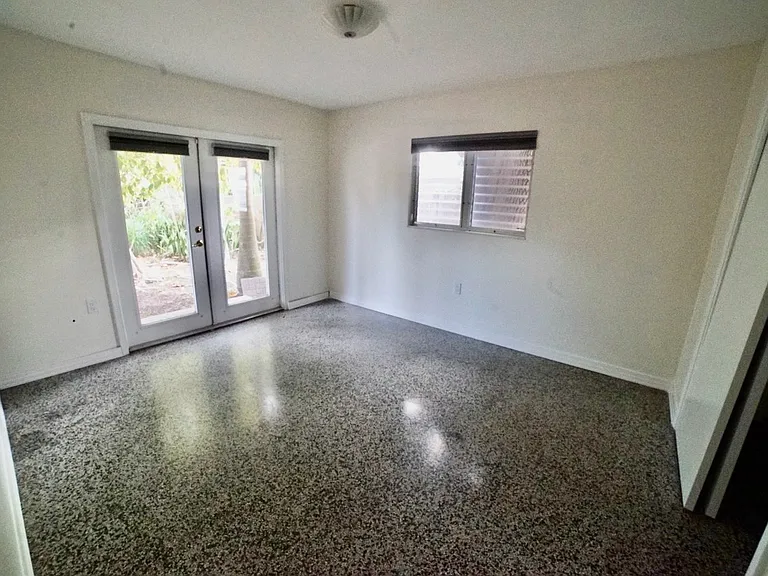 2488 Davis Blvd — Photo 9