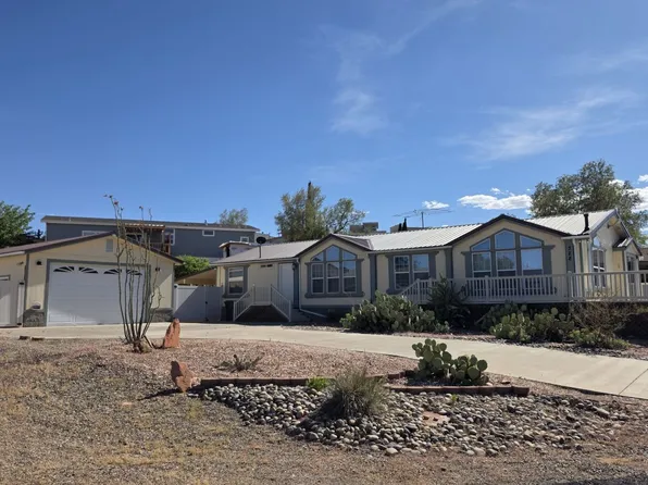 328 S Wahweap Dr, Page, AZ 86040