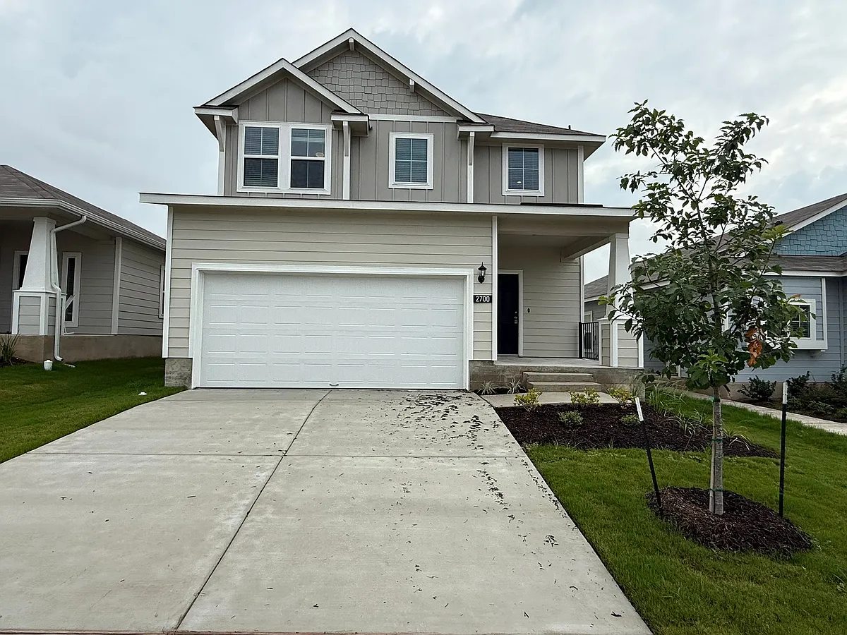 Building Photo - 2700 Paragon Fox Dr