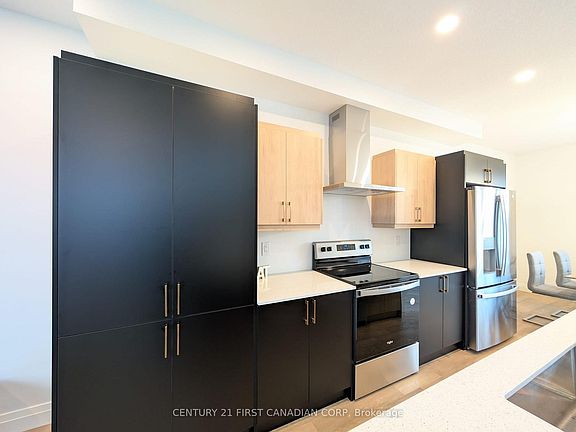 5th image of 235 Kennington Way #38