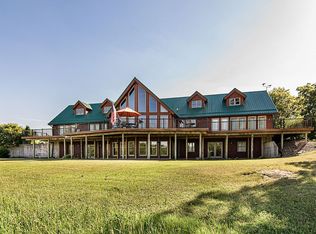 6604 584th Ave, Sabula, IA 52070