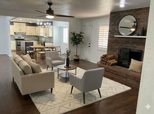 9901 Hummingbird Ln, Oklahoma City, OK 73162