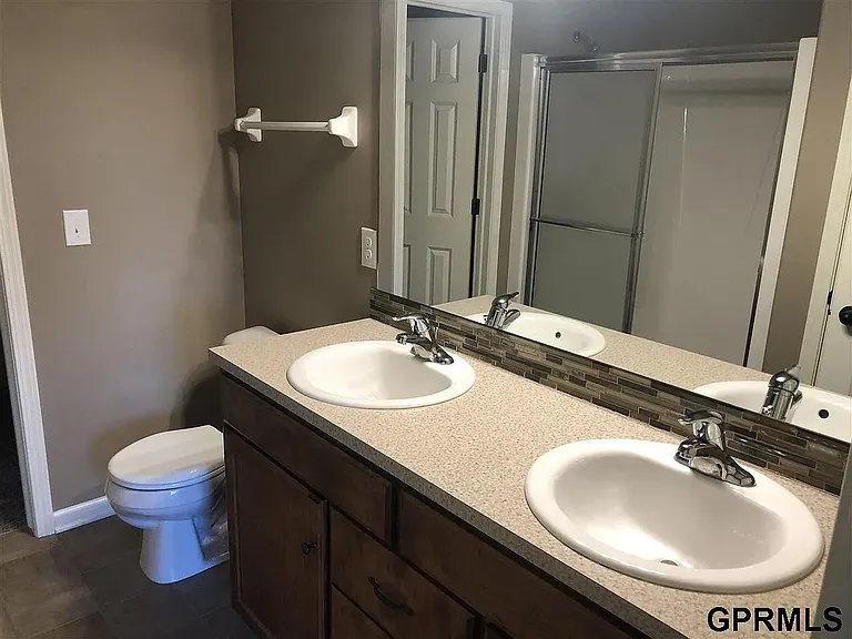 14622 Ames Ave — Photo 4
