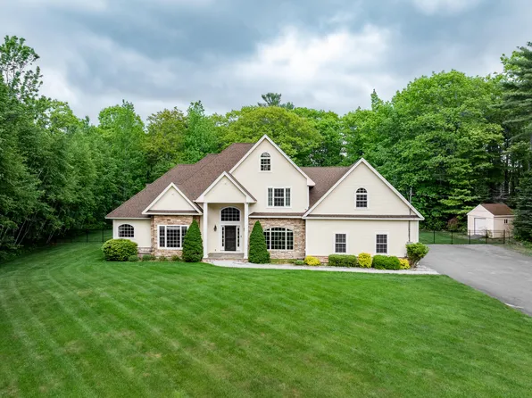 67 Joans Hill Road, Bangor, ME 04401