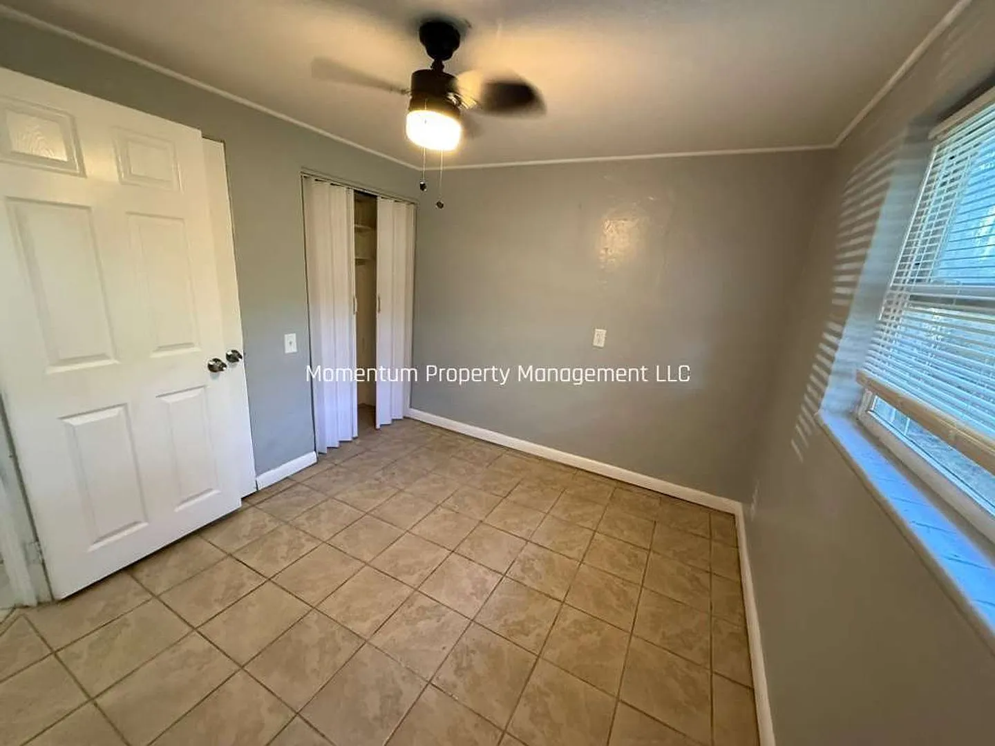 605 S. 70th St. Unit A-B — Photo 4