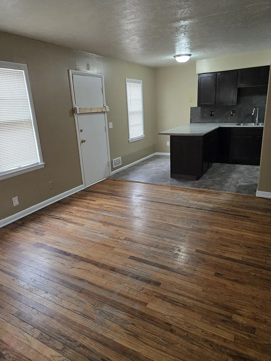 Building Photo - 4144 Burdette St