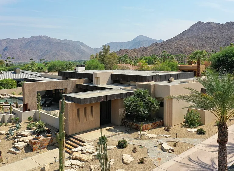 73115 Crosby Ln — Photo 9