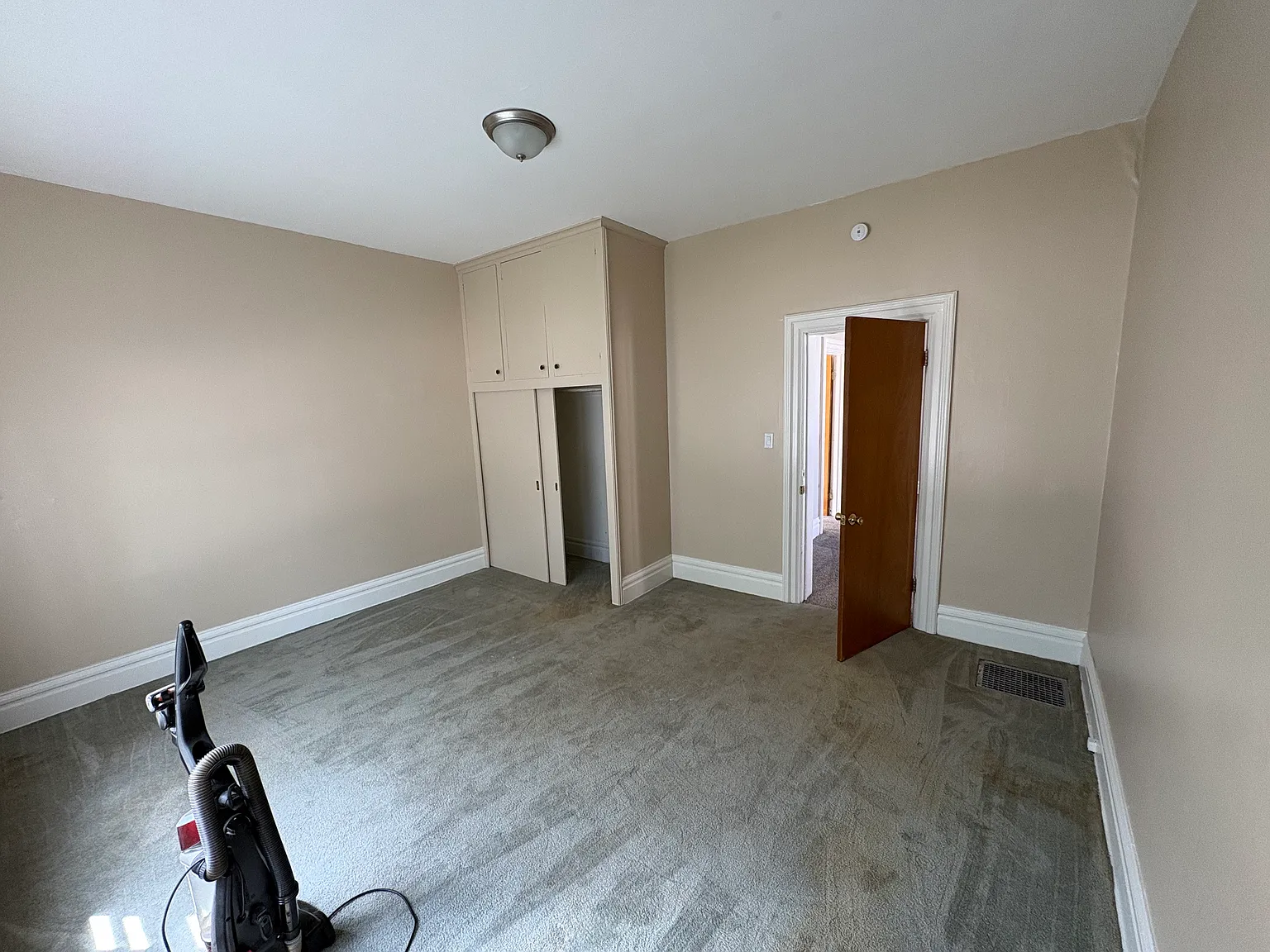2 bed, 1172 sqft, $850 — Photo 3