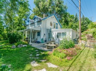 308 5th St NW, Mandan, ND 58554