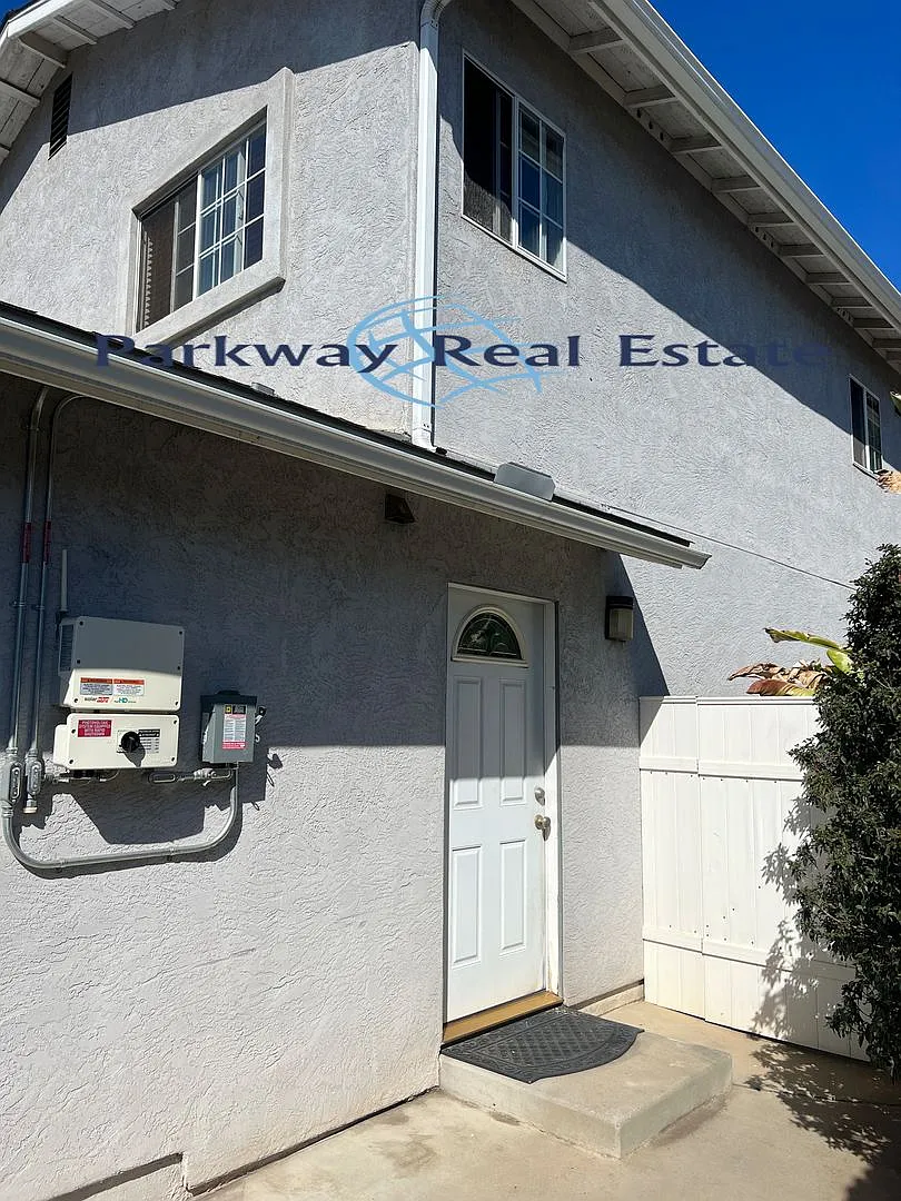 8547 Wintergardens Blvd. — Photo 1
