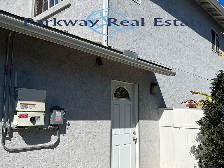 8547 Wintergardens Blvd #A-C — Photo 1