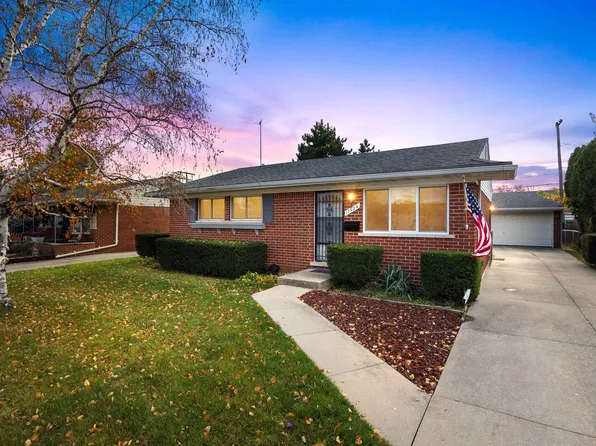 17924 Masonic Blvd, Fraser, MI 48026