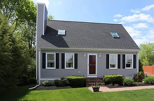 1st image of 125 Pheasant Ln