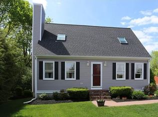125 Pheasant Ln, Bridgewater, MA 02324