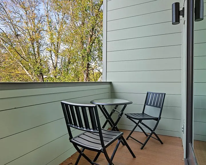 208 Linnea Ln — Photo 40