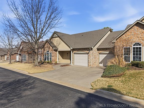 2nd image of 5010 W Birmingham Pl